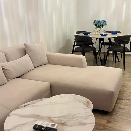 Lucrezia Luxury - In The Heart Of Center * Λευκάδα