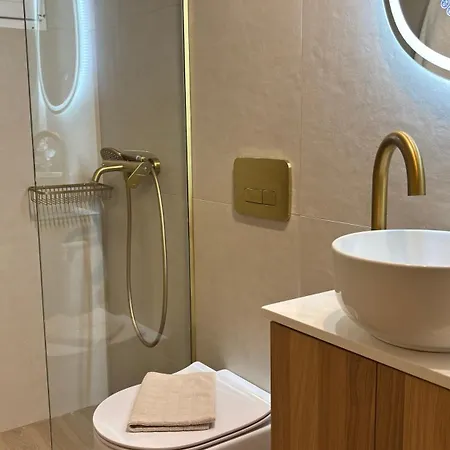 Lucrezia Luxury - In The Heart Of Center Διαμέρισμα *