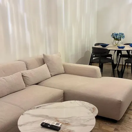 Lucrezia Luxury - In The Heart Of Center Διαμέρισμα *